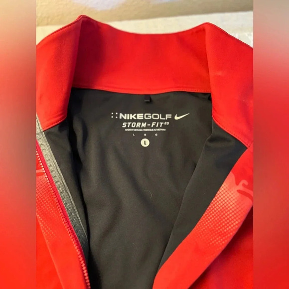 Nike Golf Jacket Storm-Fit20 Size Large (L), Ladies, Scarlett Red,Digital Dragon - Picture 10 of 12